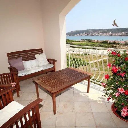 Dinka Apartment Trogir