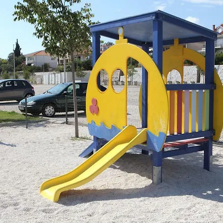 Dinka Apartamento Trogir