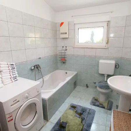 Dinka Apartmán